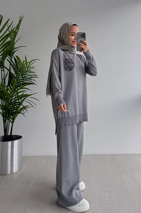 ست بالاتنه و پائین تنه حجاب طوسی زنانه اورسایز Ka Hijab - کد 778326503