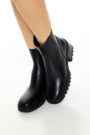 بوت / نیم بوت مشکی زنانه چرم مصنوعی Forever 21 - کد 892385729