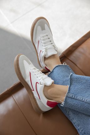 کفش اسنیکر قرمز زنانه بند دار wolk shoes - کد 894127240
