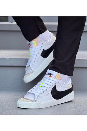 کفش اسنیکر سفید زنانه بند دار Nike - کد 894716566