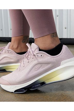 کفش دو و میدانی و تمرینی صورتی زنانه Nike - کد 869574409