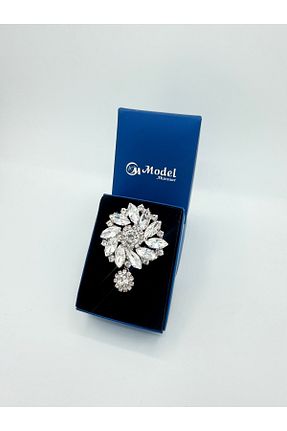 سنجاق سینه طلائی زنانه فلزی model aksesuar - کد 771963752