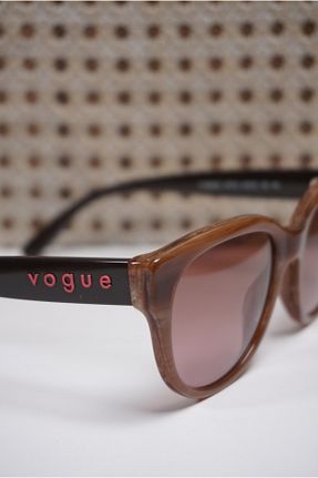 عینک آفتابی قهوه ای زنانه 54 Vogue - کد 895059998