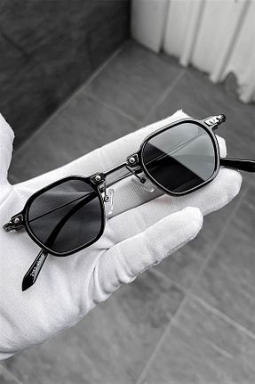 عینک آفتابی مشکی زنانه 42 Roger Bacon - کد 303998195