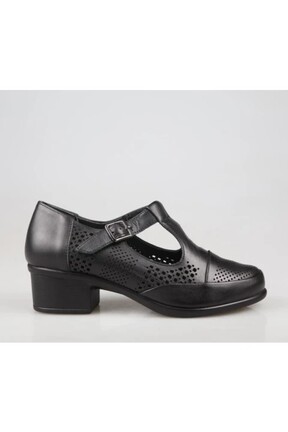 کفش پاشنه بلند کلاسیک مشکی زنانه چرم Castle Black - کد 895572861