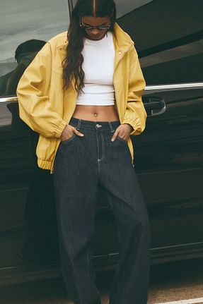 کاپشن زرد زنانه پلی اورتان Bershka - کد 895672524