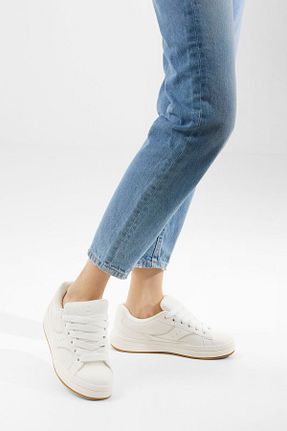 کفش اسنیکر سفید زنانه بند دار Bershka - کد 891800655