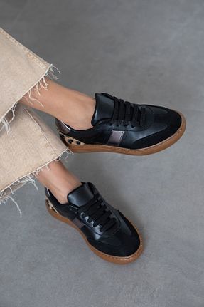 کفش کژوال مشکی زنانه پاشنه کوتاه (1 - 4 سانتی متر) wolk shoes - کد 895632389