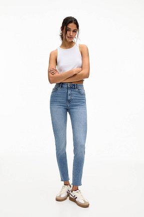 شلوار جین آبی زنانه پاچه تنگ Pull & Bear - کد 895644984