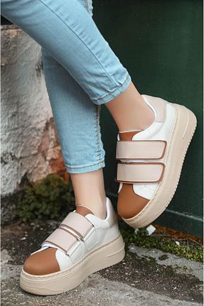 کفش اسنیکر بژ زنانه چسبی Scarpebutik - کد 652814024