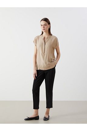 بلوز بژ زنانه ساده LC Waikiki - کد 904783823