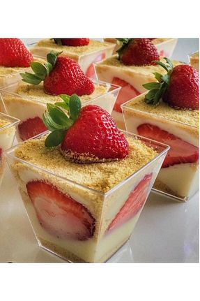 بشقاب یکبار مصرف SURPRISE PARTY STORE - کد 898395861