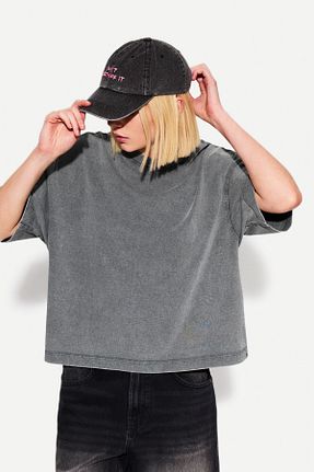 تیشرت طوسی زنانه یقه دگاژه Bershka - کد 897945303