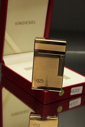 فندک کلاسیک طلائی Vindiesel - کد 898104103