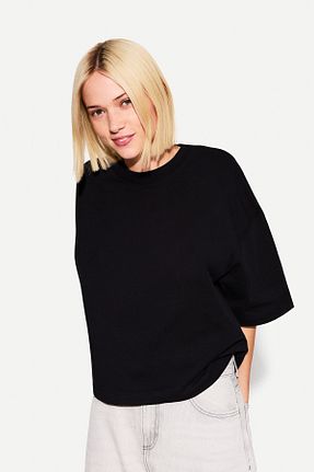 تیشرت مشکی زنانه یقه دگاژه Bershka - کد 897947888