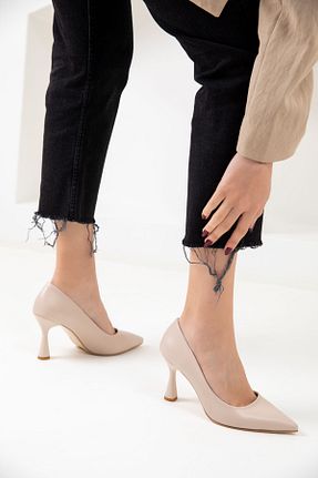 کفش پاشنه بلند کلاسیک بژ زنانه چرم مصنوعی SOHO - کد 856826353