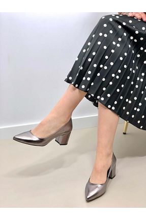 کفش پاشنه بلند کلاسیک طلائی زنانه چرم مصنوعی lizel - کد 248012876