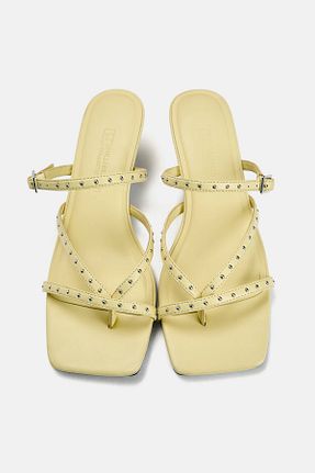 صندل زرد زنانه پاشنه تخت Pull & Bear - کد 899306538