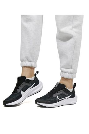 کفش دو و میدانی و تمرینی بژ زنانه Nike - کد 900531165