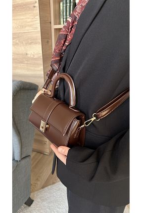 کیف دوشی قهوه ای زنانه چرم مصنوعی Bagzone - کد 897103694