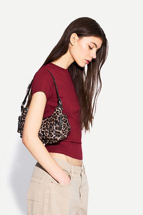 تیشرت بنفش زنانه یقه دگاژه Bershka - کد 898576975