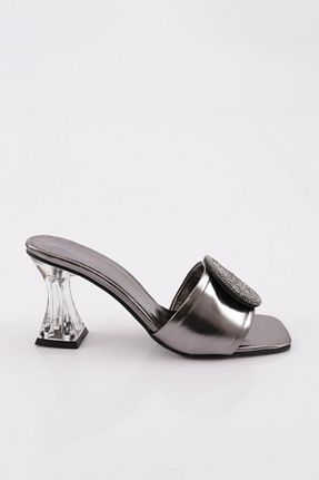 دمپائی زنانه چرم مصنوعی Dgn - کد 744550436