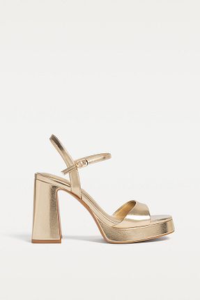 صندل طلائی زنانه پاشنه ضخیم Stradivarius - کد 901055288