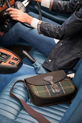 کیف دوشی قهوه ای زنانه Barbour - کد 769842987
