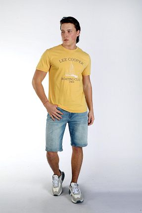 تیشرت زرشکی مردانه رگولار Lee Cooper - کد 817826409