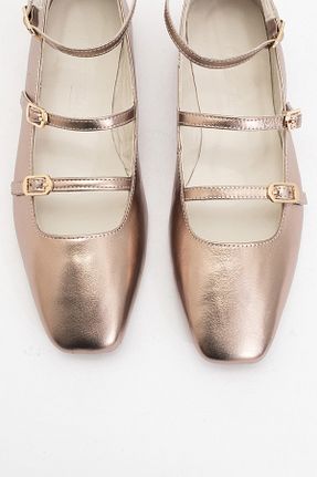 بابت طلائی زنانه چرم خالص luvishoes - کد 902785892