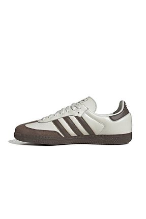 کفش اسنیکر قهوه ای زنانه بند دار adidas - کد 924975176