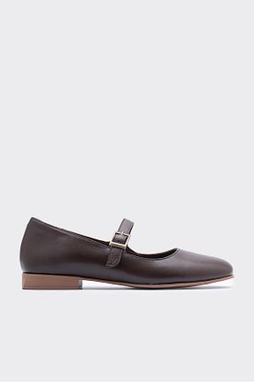 کفش کلاسیک قهوه ای زنانه چرم خالص SHOEMARK - کد 901433008