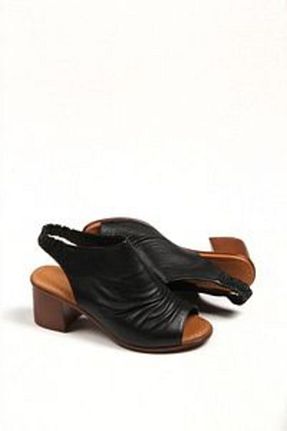 صندل مشکی زنانه پاشنه ضخیم Castle Black - کد 901600539