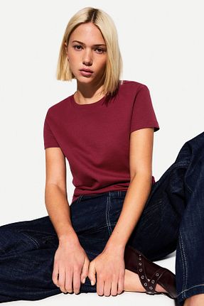 تیشرت زرشکی زنانه Relaxed Bershka - کد 883961006