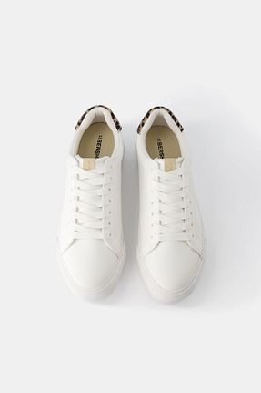 کفش اسنیکر سفید زنانه بند دار Bershka - کد 838644160