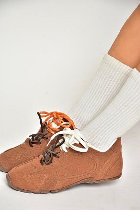 کفش اسنیکر قهوه ای زنانه بند دار Fox Shoes - کد 902079210