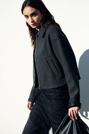 کت طوسی زنانه Comfort Pull & Bear - کد 888638236
