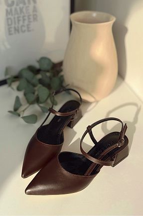 کفش پاشنه بلند کلاسیک قهوه ای زنانه چرم مصنوعی POLKA STORE - کد 902780650