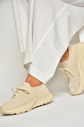 کفش اسنیکر بژ زنانه بند دار Fox Shoes - کد 904045420