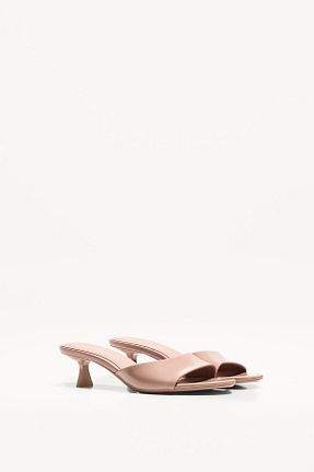 صندل نباتی زنانه پاشنه نازک Bershka - کد 919768740