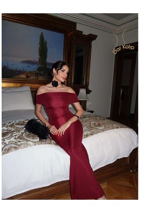 لباس مجلسی و فارغ التحصیلی زرشکی زنانه پنبه پلی استر ESRAHELVACI - کد 904057928