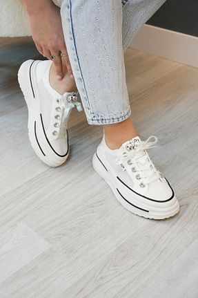 کفش اسنیکر سفید زنانه بند دار Guja - کد 904054992