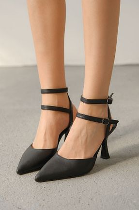 کفش پاشنه بلند کلاسیک مشکی زنانه چرم لاکی GOFFSHOES - کد 904367569