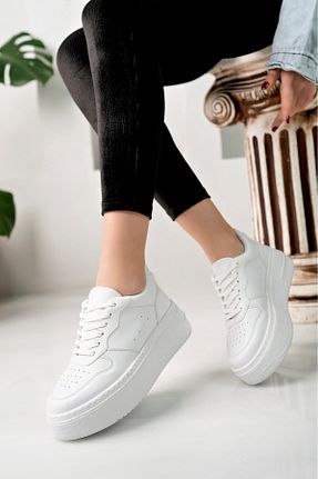 کفش اسنیکر سفید زنانه بند دار simplicity - کد 897829978