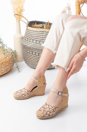 کفش پاشنه بلند پر بژ زنانه پاشنه متوسط (5-9 سانتی متر) Egepass - کد 904462738