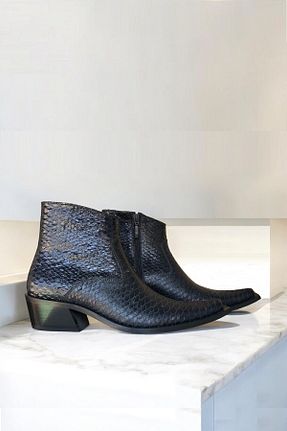 بوت / نیم بوت سرمه ای مردانه چرم خالص DOKA - کد 904421617