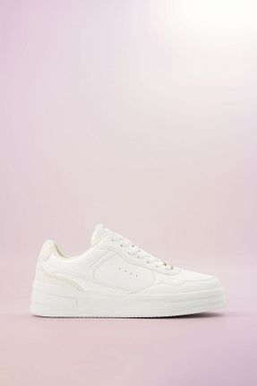 کفش اسنیکر سفید زنانه بند دار Bershka - کد 885410072
