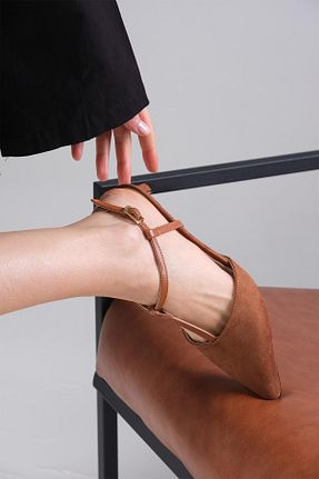 کفش پاشنه بلند کلاسیک قهوه ای زنانه چرم مصنوعی Mio Gusto - کد 903803158