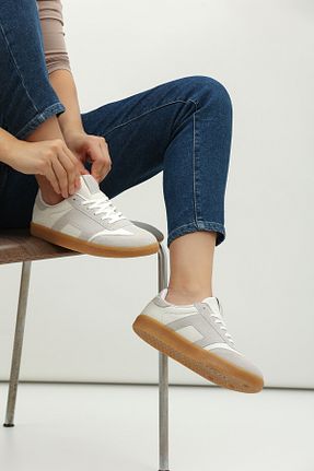 کفش اسنیکر بژ زنانه بند دار HİGHRUN - کد 904239918