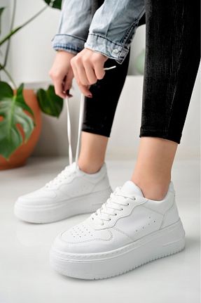 کفش اسنیکر سفید زنانه بند دار simplicity - کد 897829978